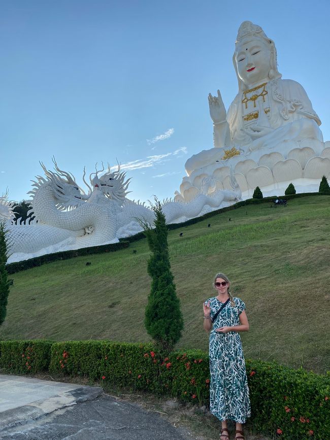 Chiang Rai - Wat Huay Pla Kang, impressive from the outside...