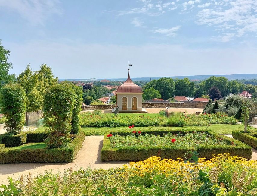 Schlossgarten bei der Stiftskirche