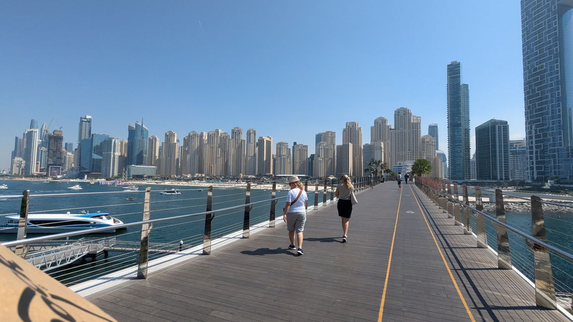 Tag 3 (2024) Dubai JBR Beach, Souks Deira e The One and Only