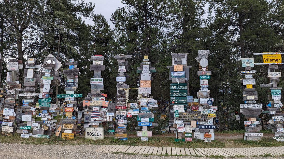 Sign Post Forest (forest of signs) Watson Lake