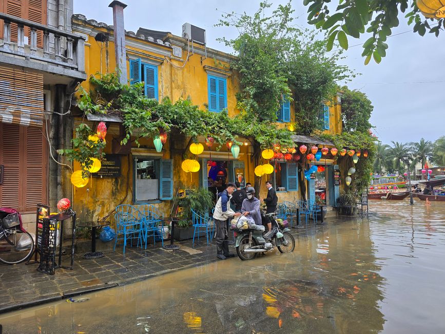 Hoi An - les travaux de nettoyage ont commencé