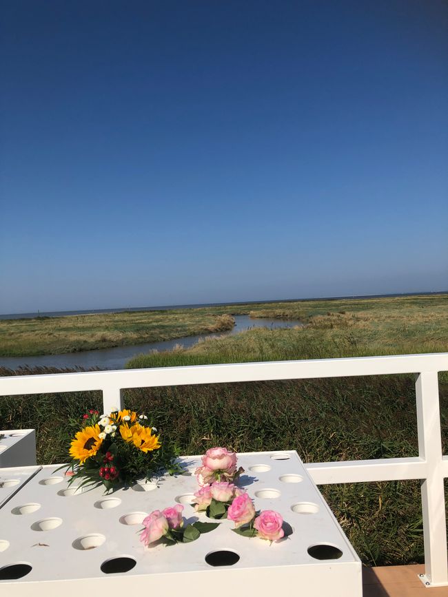 Hier dürfen Blumen abgelegt werden