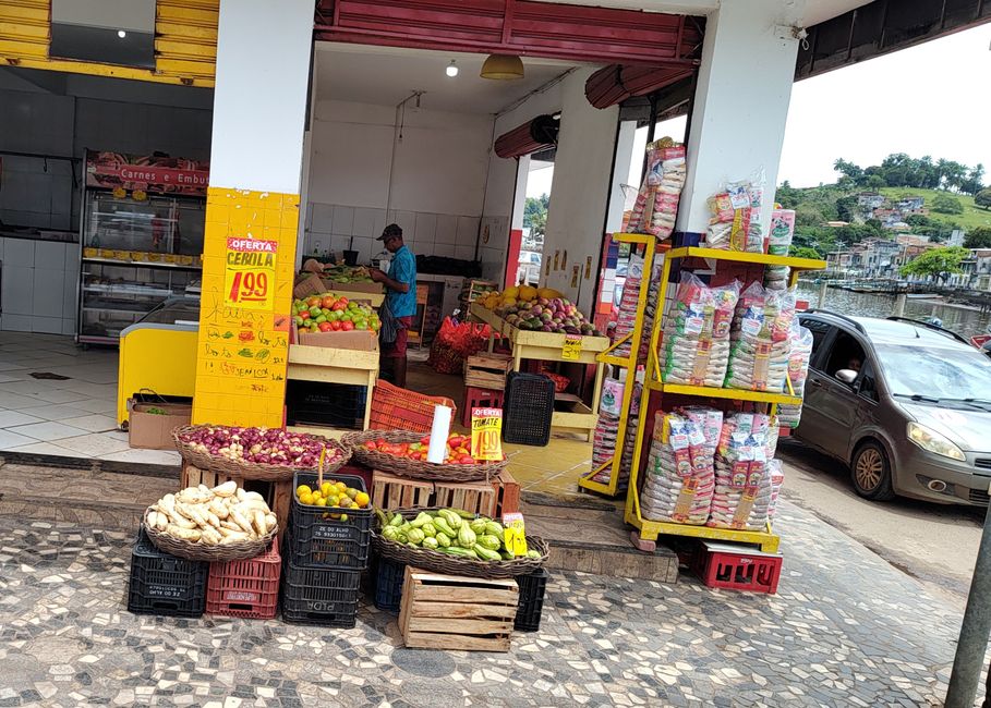 Brasilien, Am Strand mit Freunden