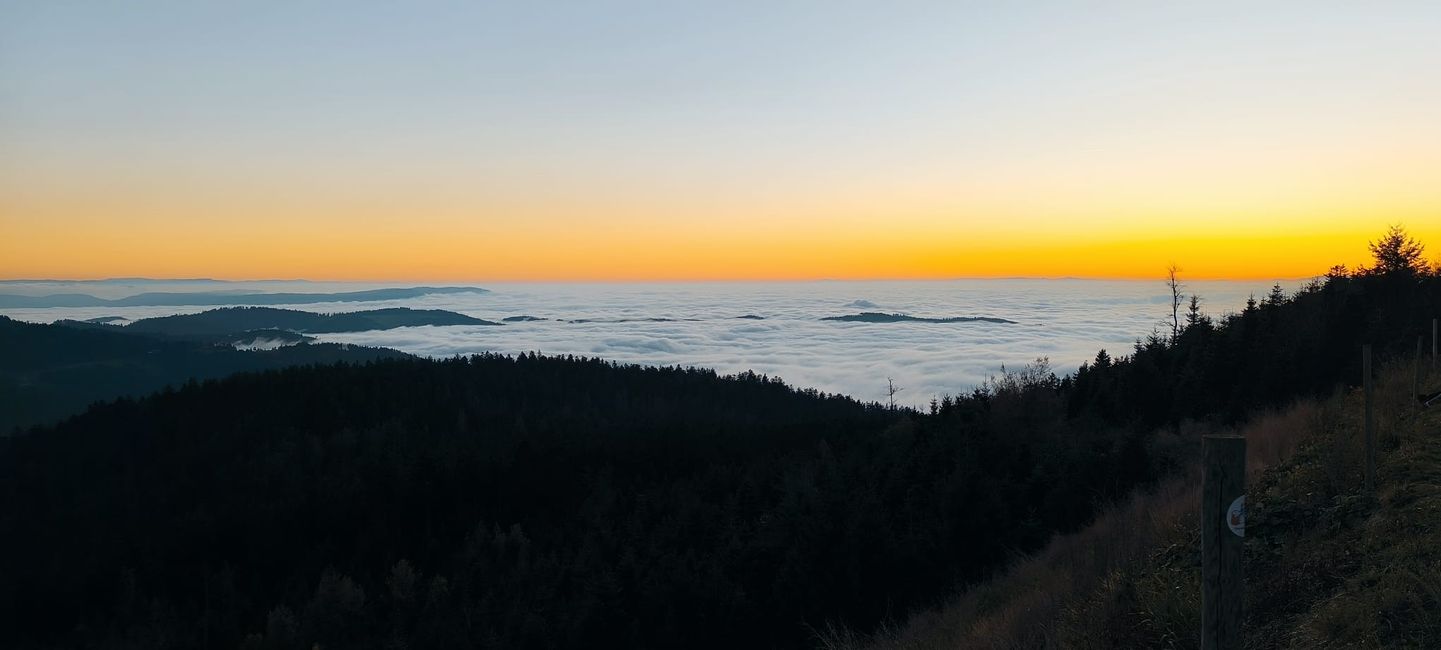 Mummelsee: Sonnenuntergang über den Wolken