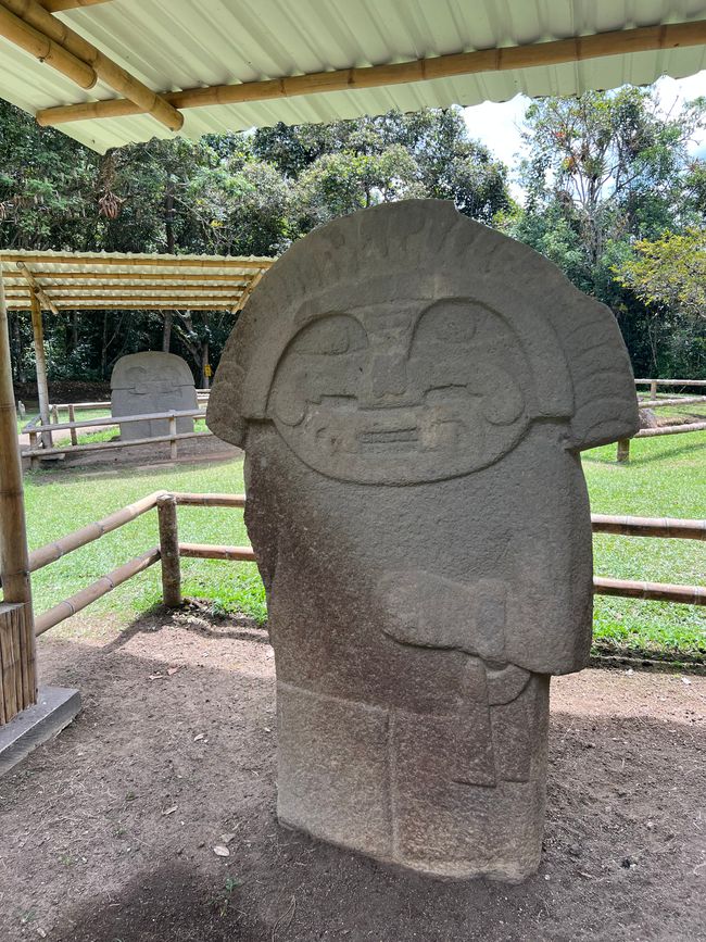 Étiquette 6/Lun, 2ème partie (Parc Archéologique de San Augustin)