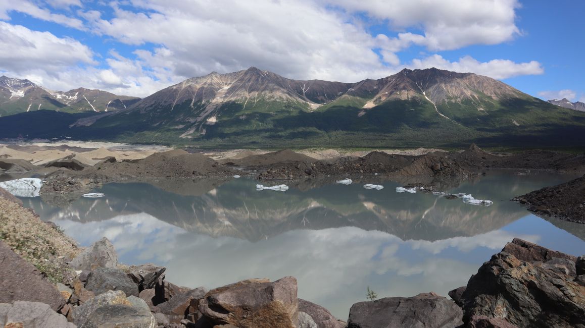 Lac de glacier Root