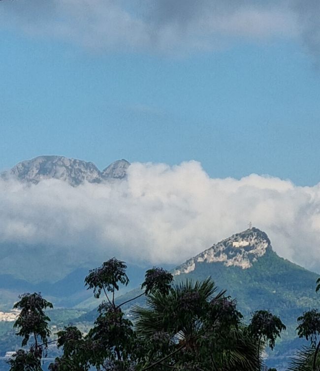 Aussicht von Salerno Richtung Amalfiküste