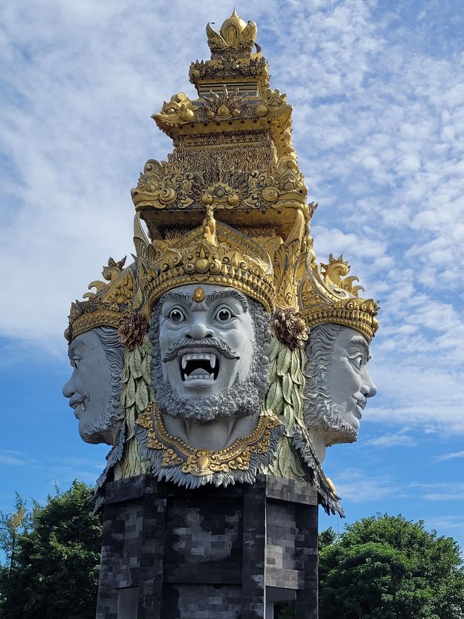 Jour 111 et 112 sur 175 : Croisière autour du monde - Benoa/Bali