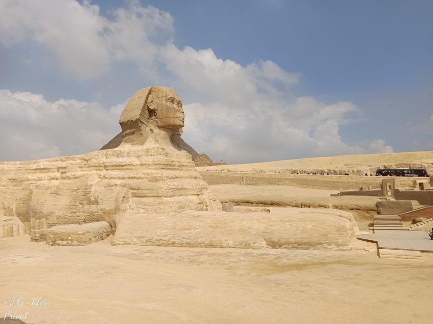 Pyramiden, Sphinx, Museum und Stadt
Tag 2