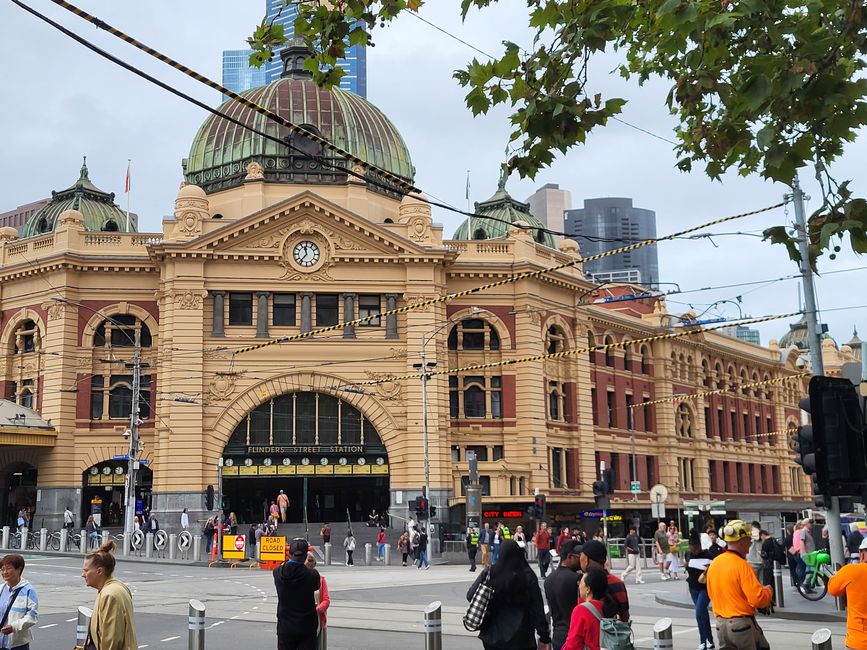 Melbourne & Surroundings
