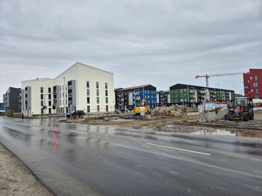 Neubaugebiet auf dem Weg vom Hafen in den Ort. 