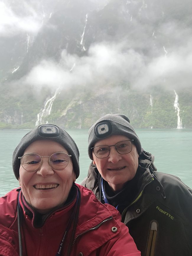 Tag 87 von 175: Kreuzfahrt rund um die Welt - Kreuzen im Milford Sound/Neuseeland