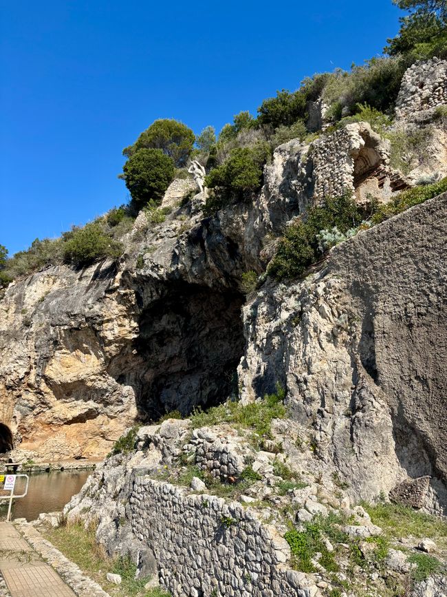 Sperlonga ☀️☀️☀️🌩️