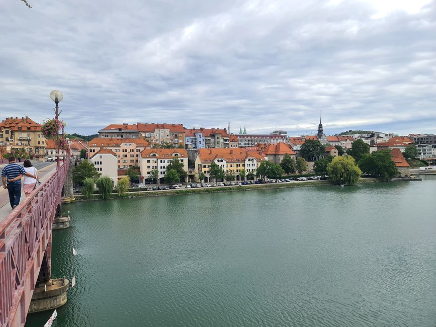 Ansicht auf Maribor von der Mariborbrücke