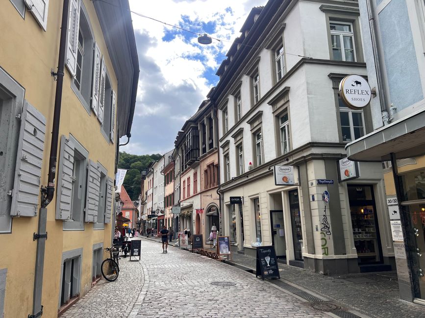 25b Spaziergang durch Freiburg