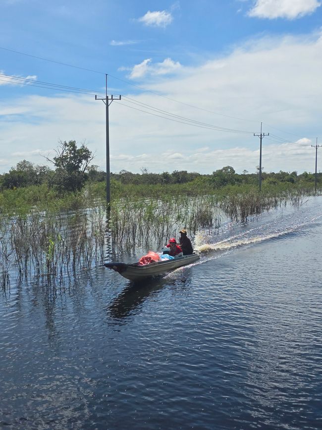 Von Siem Reap über den Tonle-Sap-See nach Battambang