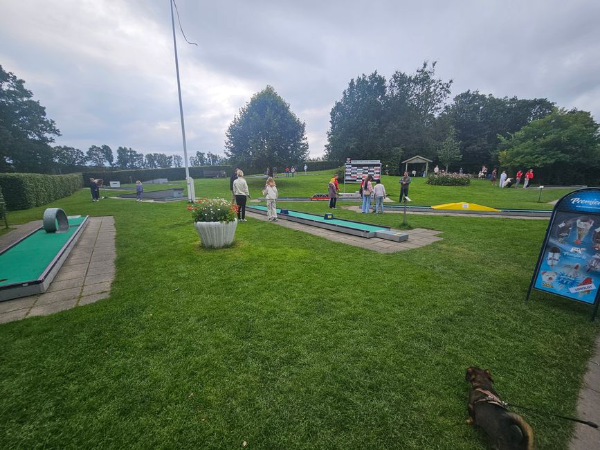 Aalborg ● Eine Partie Minigolf