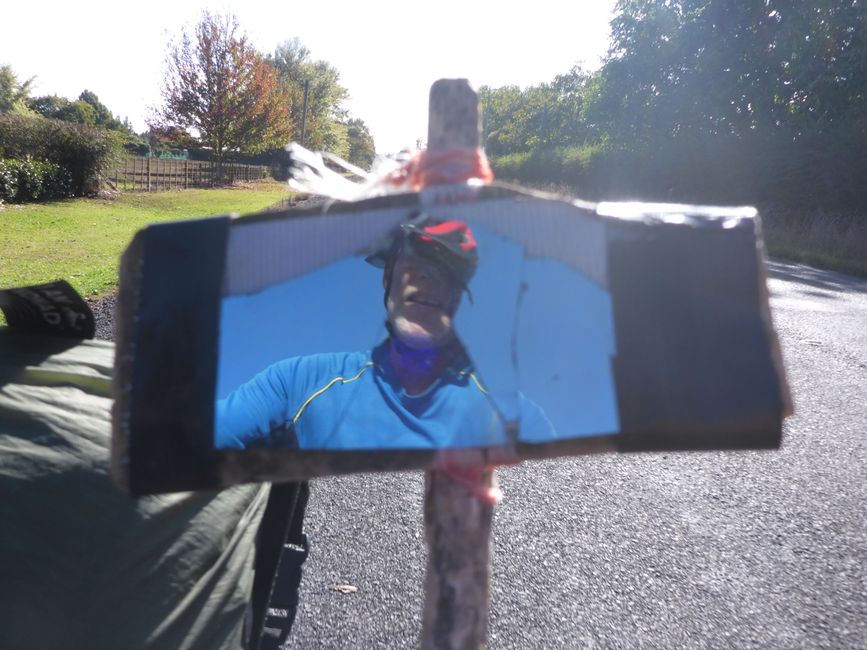Vue dans le miroir collé