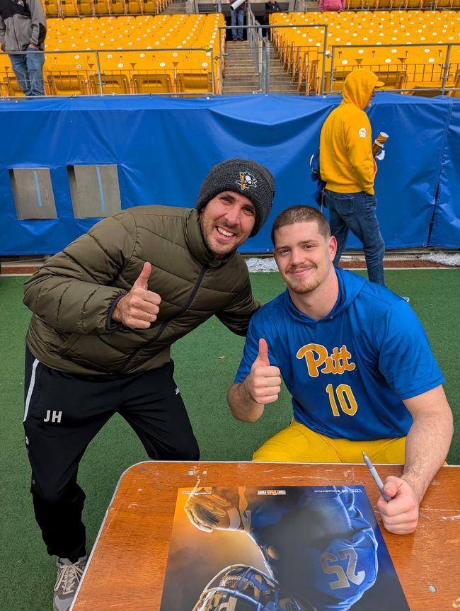 Fun Footballspiel der Collegemannschaft von Pittsburgh (Pittsburgh Panthers)