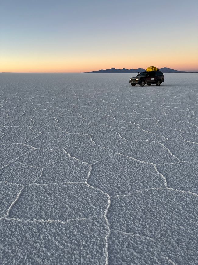 Sonnenaufgang auf dem Salar de Uyuni