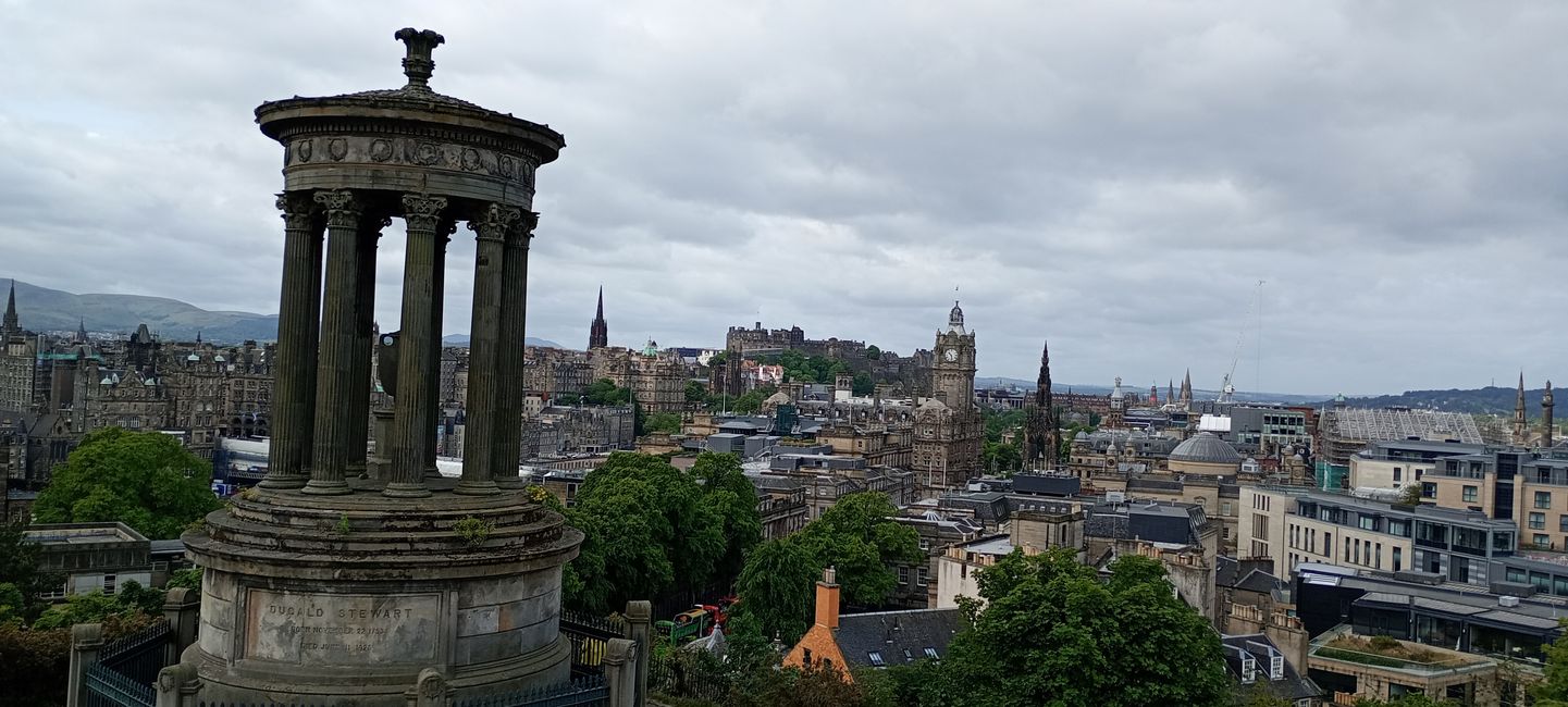 Blick auf Edinburgh Castle 