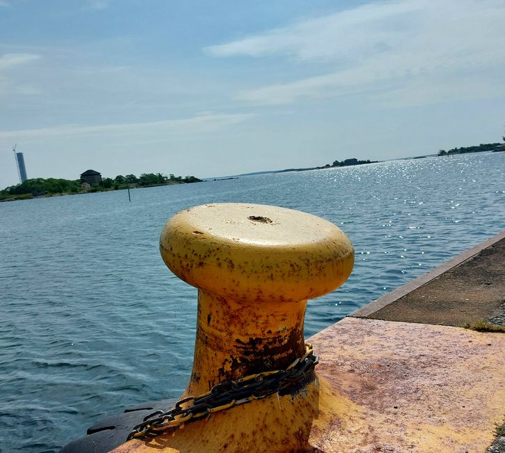 Abschied von Karlskrona bei Sonnenschein 