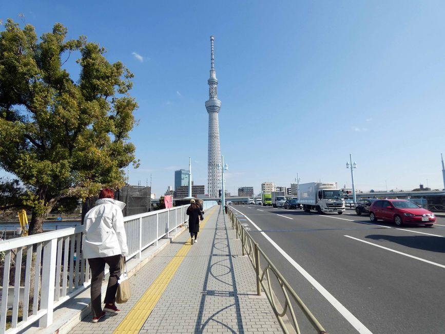 Unterwegs zum Sky Tree