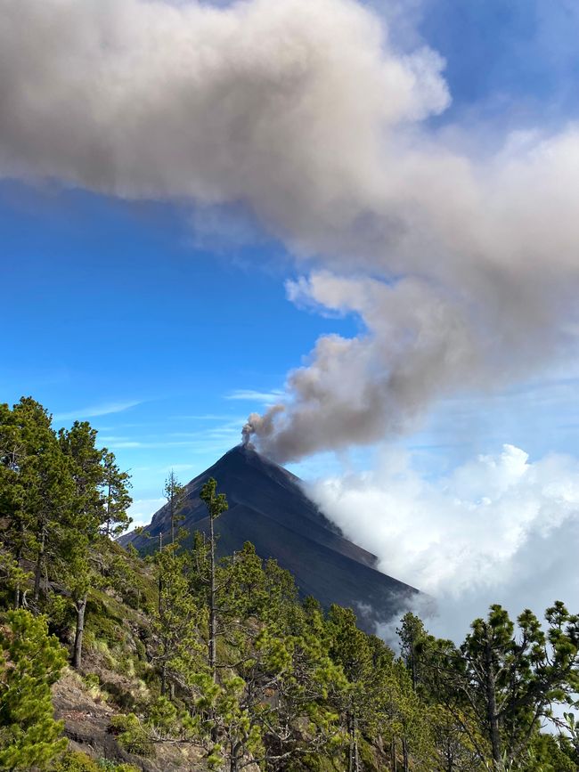 Volcan sous un temps idéal