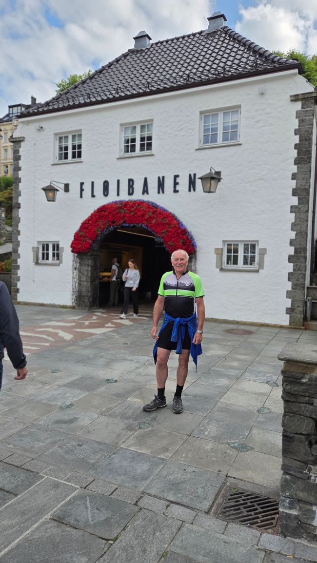 Visit to Bergen - Radtour - Fitjar