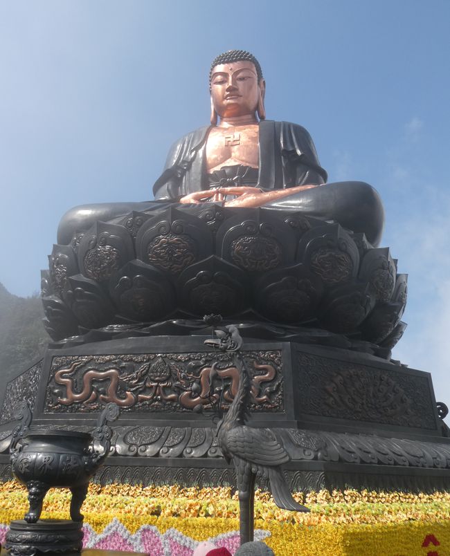 El Buda de bronce más grande de Vietnam