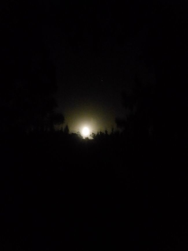 La lune se couche