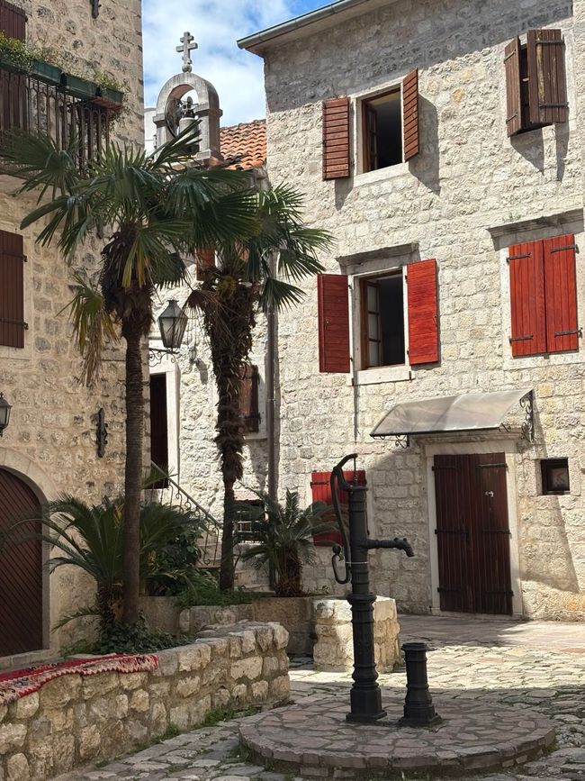 Budva e la baia di Kotor