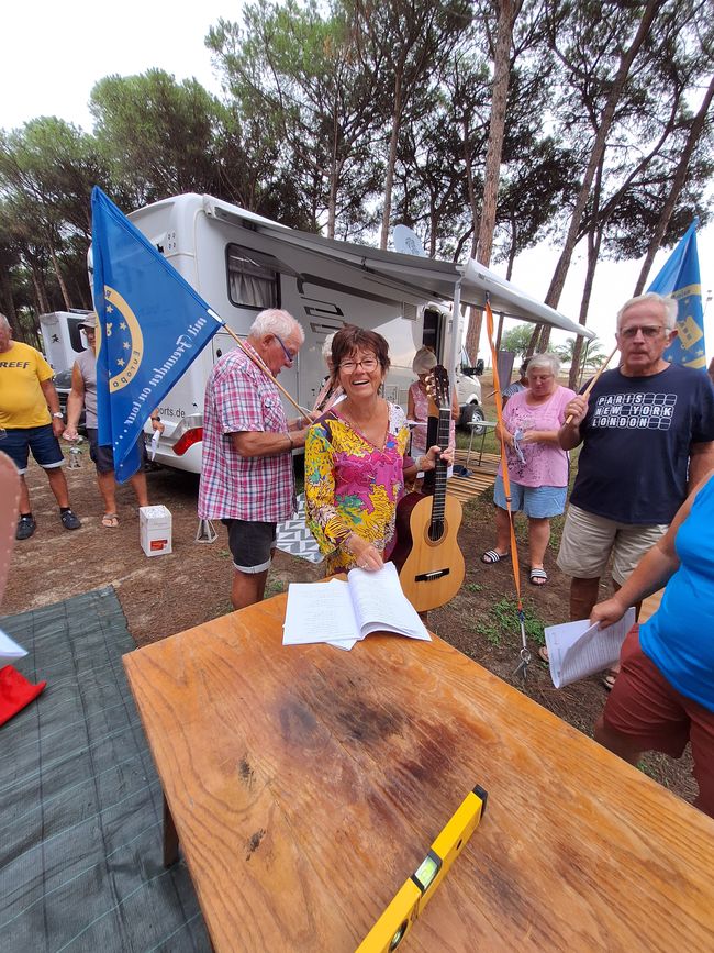 Distribution of the songbooklets