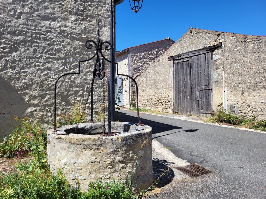 Charroux