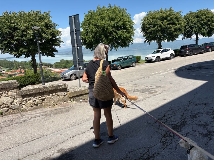 Samstag: Reisetag Sonntag: ein regnerischer Tag am Trasimenischen See