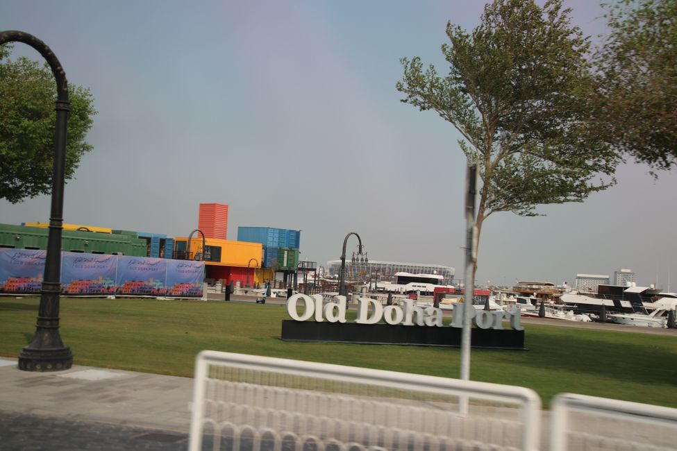 Etiqueta 23: En camino en Doha y el desierto