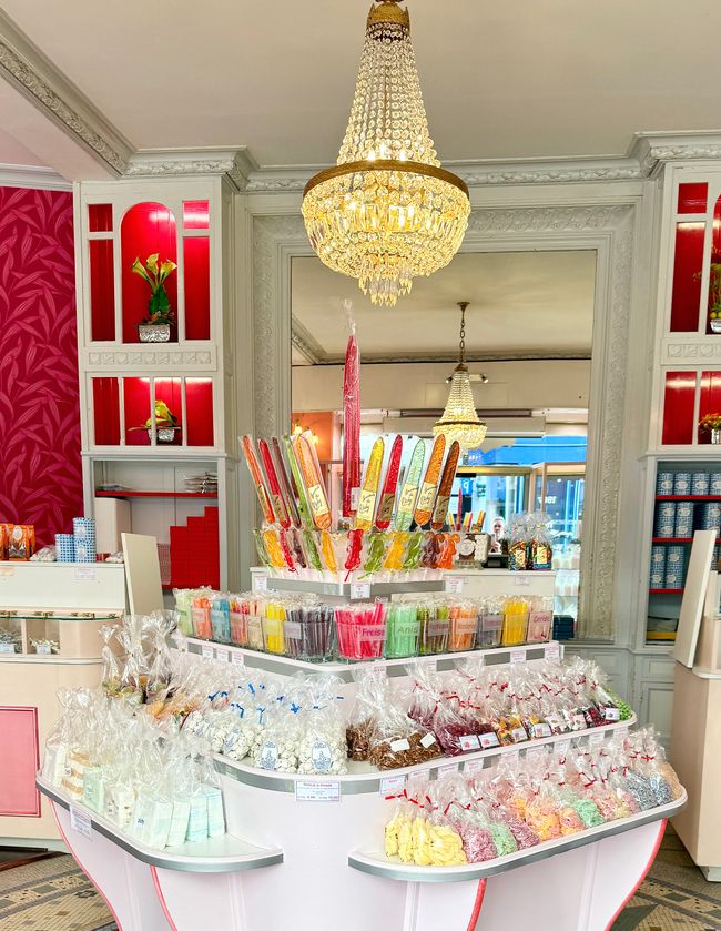 Greetings to Tanja: Stores filled with treasures like this line the streets of Spain's cities.