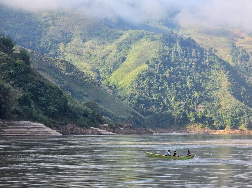 Auf dem Mekong von Luang Prabang nach Ban Houayxay