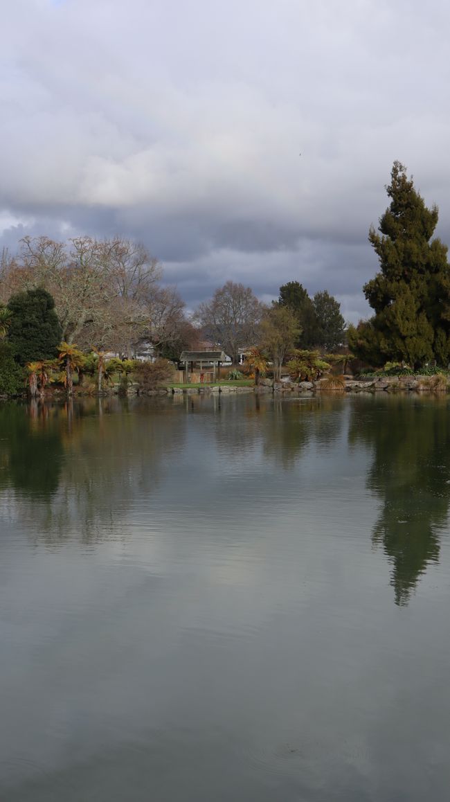 Sieht aus wie ein normaler See, aber auch der ist bis zu 100 Grad heiß