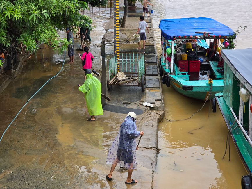 Hoi An - les travaux de nettoyage ont commencé