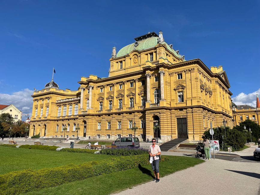 The national theater 