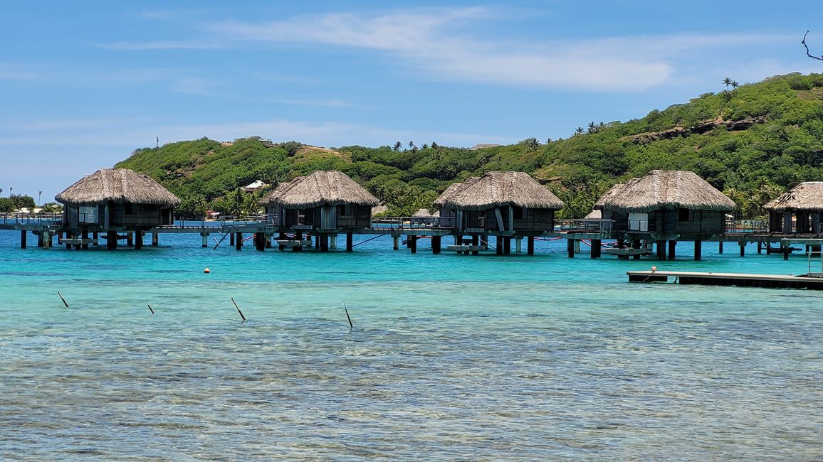 Dedo de Dios y Playa Matira / Bora-Bora