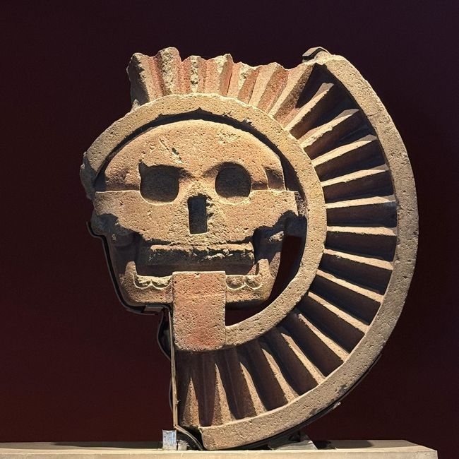Disco de Mictlāntēcutli (dios del inframundo)