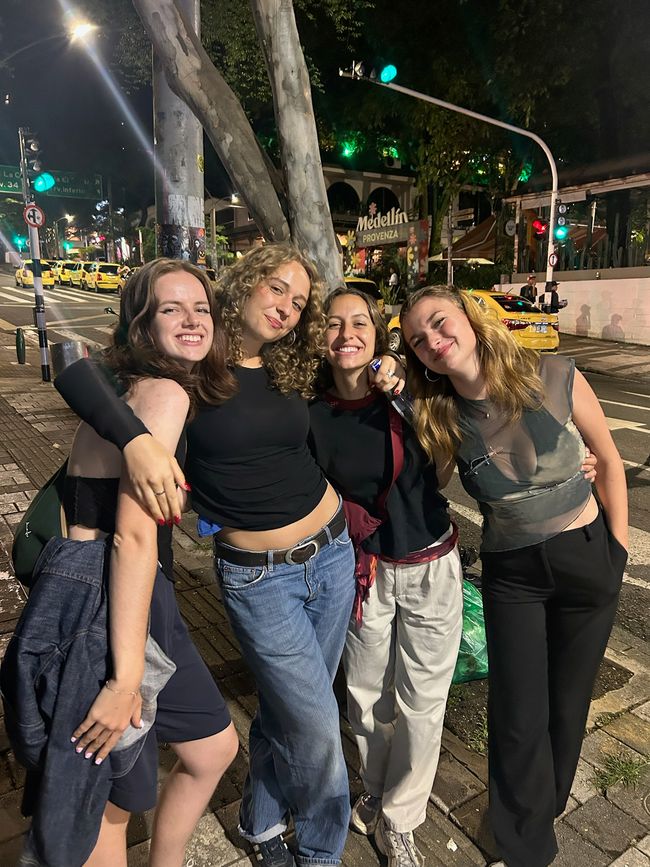 Medellín- die Stadt, in der alles erblüht?