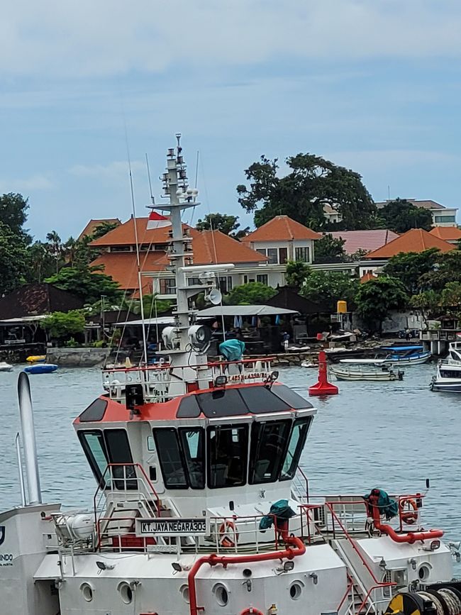 Jour 111 et 112 sur 175 : Croisière autour du monde - Benoa/Bali