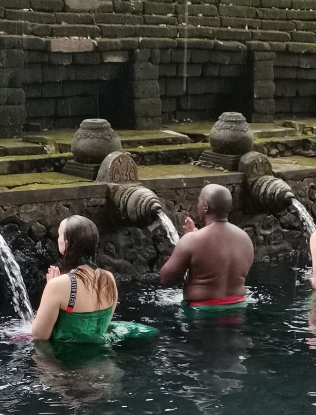 Bali - Reisfelder und Surfhotspot