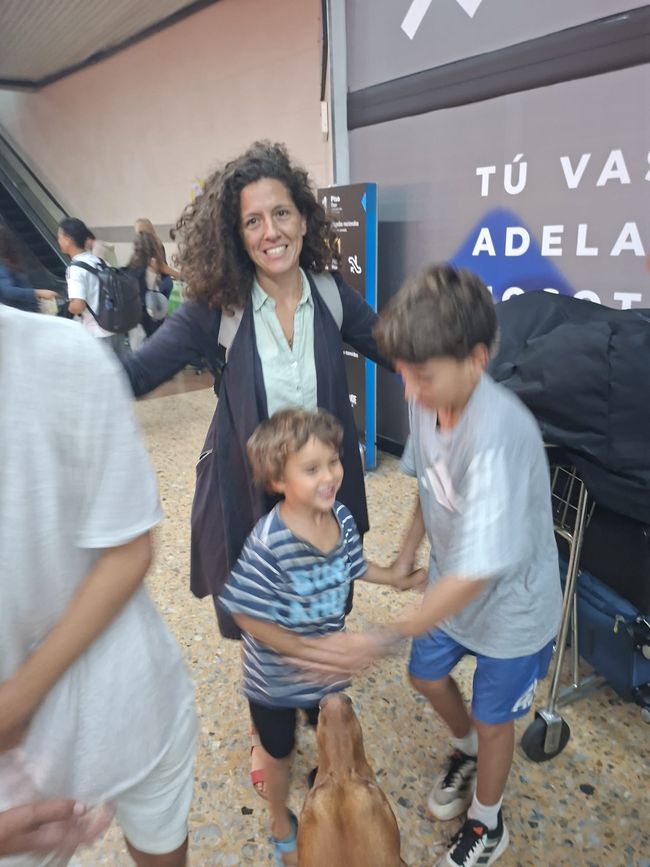 21:00 y celebrar una emotiva reunión