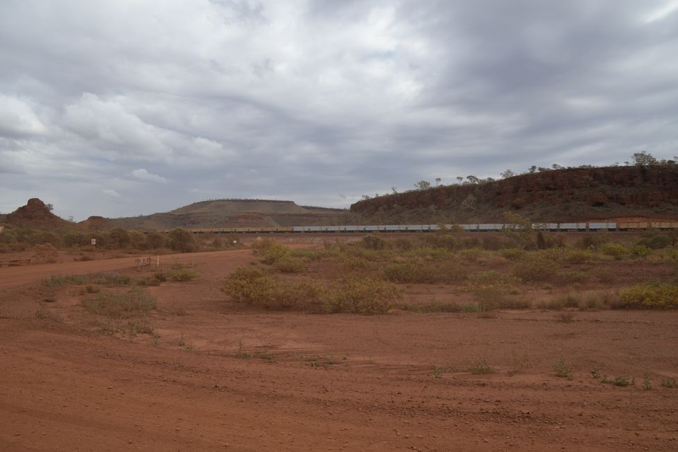 Iron Ore Train / Iron ore train