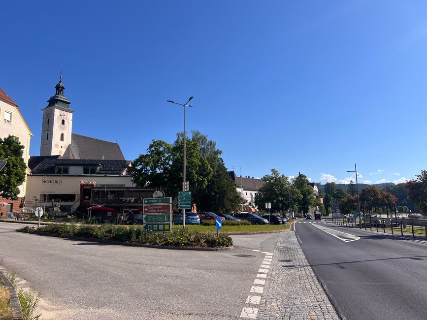 16 nach Linz