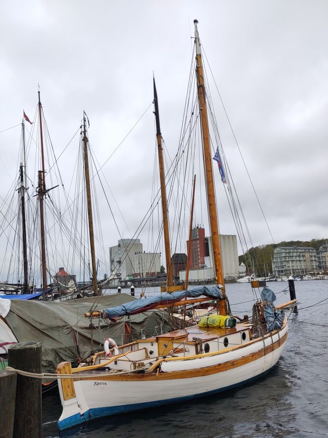 Häfen, Schiffe, Wasser... (hier in Flensburg)